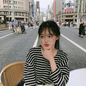 ins风女生微信时尚头像大全|温柔系 / 御姐范 / 甜酷风,一键解锁 女生头像 第9张 ins风女生微信时尚头像大全|温柔系 / 御姐范 / 甜酷风,一键解锁 女生头像 第9张