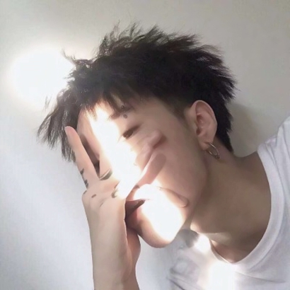 个性真人冷酷男生头像合集|痞帅 / 拽酷 /