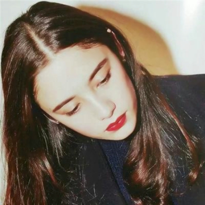 欧美气质女神头像来袭,氛围感拉满! 女生头像 第6张 欧美气质女神头像来袭,氛围感拉满! 女生头像 第6张