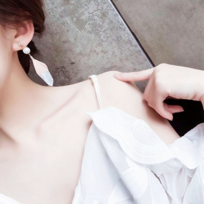 绝美！露肩头像女生图片 女生头像 第3张