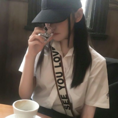 超绝！这些漂亮女生头像照片来袭 女生头像 第2张