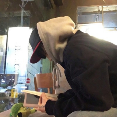 超酷超拽成熟男生头像分享,被帅晕 男生头像 第17张 超酷超拽成熟男生头像分享,被帅晕 男生头像 第17张