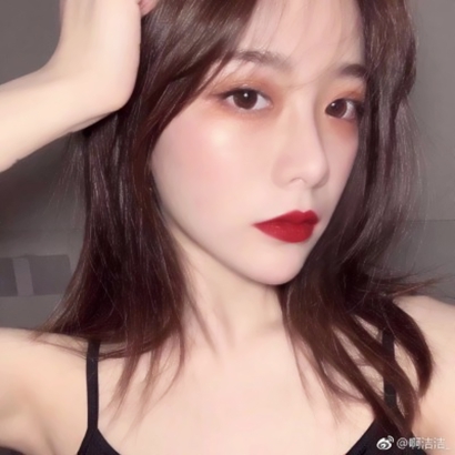 超绝！个性女生霸气高冷头像来袭 女生头像 第5张