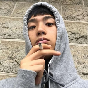 超A抽烟男生头像来袭!冷酷霸气帅炸天 男生头像 第4张 超A抽烟男生头像来袭!冷酷霸气帅炸天 男生头像 第4张
