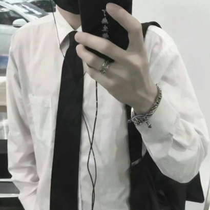 被帅到!穿衬衫的男生头像太可啦 男生头像 第13张 被帅到!穿衬衫的男生头像太可啦 男生头像 第13张