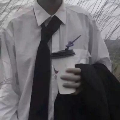 被帅到!穿衬衫的男生头像太可啦 男生头像 第28张 被帅到!穿衬衫的男生头像太可啦 男生头像 第28张