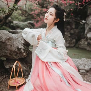 小清新古风头像女生唯美真人合集｜仙气飘飘的古风少女 女生头像 第14张