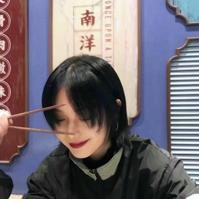酷飒来袭!超拽霸气高冷女生头像大全 女生头像 第22张 酷飒来袭!超拽霸气高冷女生头像大全 女生头像 第22张