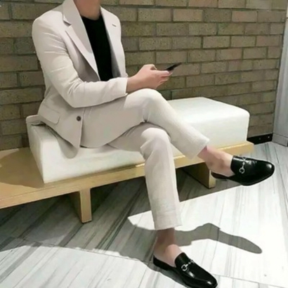 超绝！不露脸部位的一男一女夫妻微信头像来啦 情侣头像 第2张