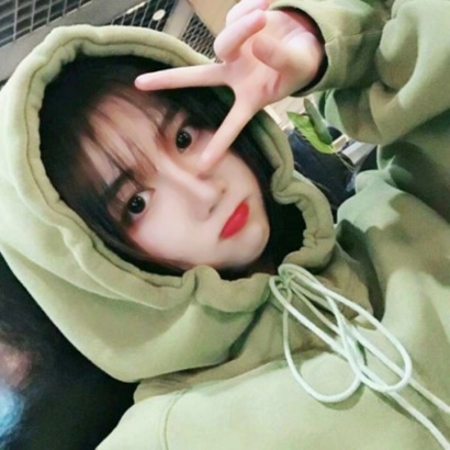 超绝!真人女生气质微信头像来袭 女生头像 第2张 超绝!真人女生气质微信头像来袭 女生头像 第2张