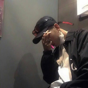 潮流男生必备高清头像大图来袭 男生头像 第4张