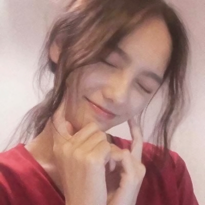 超绝!真人版高冷霸气女图头像来袭 女生头像 第18张 超绝!真人版高冷霸气女图头像来袭 女生头像 第18张