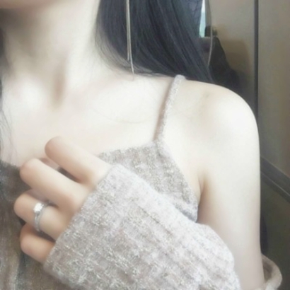 宝藏女生锁骨头像来袭,不露脸也超绝 女生头像 第29张 宝藏女生锁骨头像来袭,不露脸也超绝 女生头像 第29张