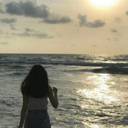 超绝的女生背影/侧面头像来袭 女生头像 第18张 超绝的女生背影/侧面头像来袭 女生头像 第18张
