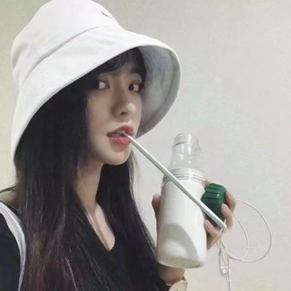 2025超个性真人女生头像来袭 女生头像 第33张 2025超个性真人女生头像来袭 女生头像 第33张