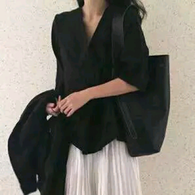 超绝！不露脸部位的一男一女夫妻微信头像来啦 情侣头像 第6张
