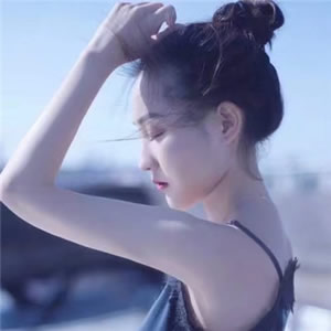 温柔破碎!清新伤感女生侧脸背影小众头像大全 女生头像 第10张 温柔破碎!清新伤感女生侧脸背影小众头像大全 女生头像 第10张