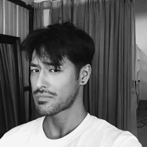 超有质感的成熟男人黑白头像来袭 男生头像 第11张 超有质感的成熟男人黑白头像来袭 男生头像 第11张