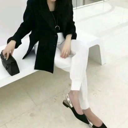 超绝！不露脸部位的一男一女夫妻微信头像来啦 情侣头像 第1张
