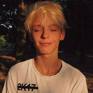 超A霸气欧美潮男头像大全,荷尔蒙爆棚来袭 男生头像 第10张 超A霸气欧美潮男头像大全,荷尔蒙爆棚来袭 男生头像 第10张