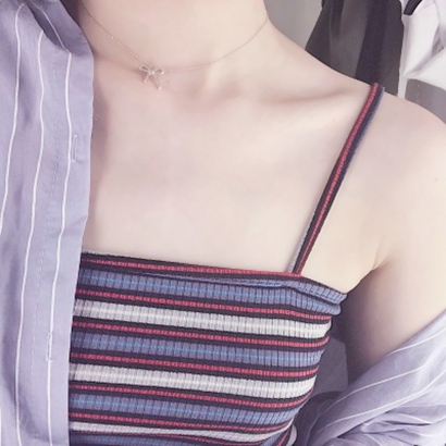 宝藏女生锁骨头像来袭,不露脸也超绝 女生头像 第36张 宝藏女生锁骨头像来袭,不露脸也超绝 女生头像 第36张