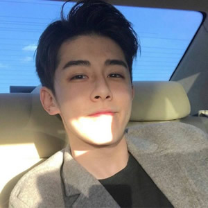 潮流男生必备高清头像大图来袭 男生头像 第8张