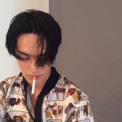 酷飒高冷男神头像大集合,冷傲到犯规! 男生头像 第6张 酷飒高冷男神头像大集合,冷傲到犯规! 男生头像 第6张