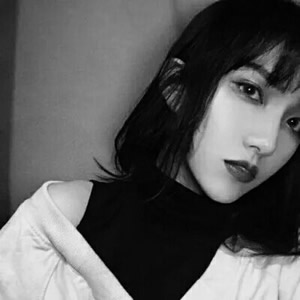 超酷QQ黑白女生头像来啦 女生头像 第16张