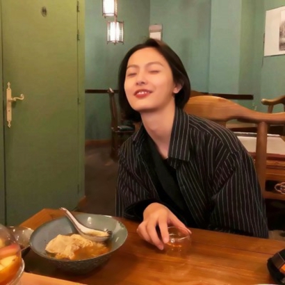超酷的快手女生头像 女生头像 第17张