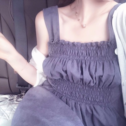 宝藏女生锁骨头像来袭,不露脸也超绝 女生头像 第35张 宝藏女生锁骨头像来袭,不露脸也超绝 女生头像 第35张