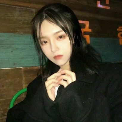 超飒!真人潇洒女生头像 女生头像 第33张 超飒!真人潇洒女生头像 女生头像 第33张