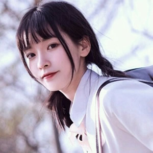 宝子们快码住!女生简单气质头像来袭 女生头像 第2张 宝子们快码住!女生简单气质头像来袭 女生头像 第2张