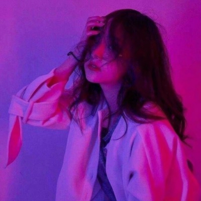 被紫色系真人女生头像帅到! 超酷风来袭 女生头像 第1张 被紫色系真人女生头像帅到! 超酷风来袭 女生头像 第1张