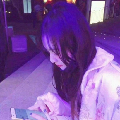 被紫色系真人女生头像帅到! 超酷风来袭 女生头像 第12张 被紫色系真人女生头像帅到! 超酷风来袭 女生头像 第12张