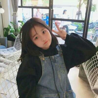 被这组高冷短发气质女神头像美哭 女生头像 第12张