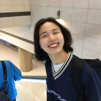 微信必备短发女生头像来袭 女生头像 第14张 微信必备短发女生头像来袭 女生头像 第14张
