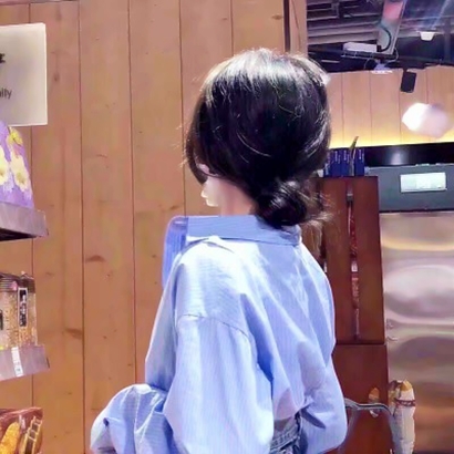 超绝!真人蓝色系女生头像来袭 女生头像 第9张 超绝!真人蓝色系女生头像来袭 女生头像 第9张