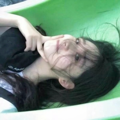 被这组绿色系女生高清QQ头像美哭啦 女生头像 第11张
