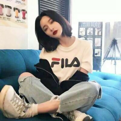 被这组高冷短发气质女神头像美哭 女生头像 第11张