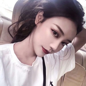 长发御姐头像气质范|高级感拉满,气场全开的女神 女生头像 第14张 长发御姐头像气质范|高级感拉满,气场全开的女神 女生头像 第14张
