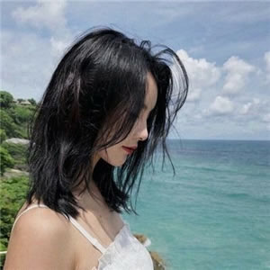 超好看女生蓝天大海头像:面朝大海 + 蓝天白云,温柔又出片 女生头像 第14张 超好看女生蓝天大海头像:面朝大海 + 蓝天白云,温柔又出片 女生头像 第14张