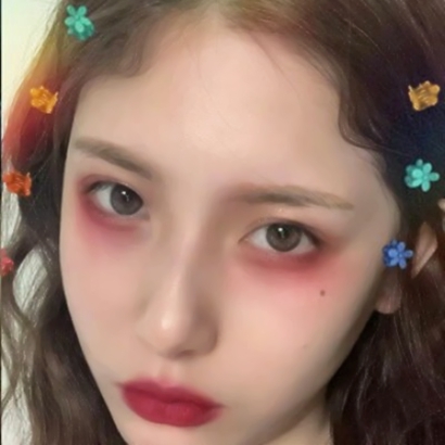 2026最新女生时尚美妆图片大全,网红同款妆容高清合集 女生头像 第11张 2026最新女生时尚美妆图片大全,网红同款妆容高清合集 女生头像 第11张