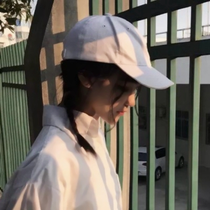 单人情侣头像一人一半设计｜甜酷 / 温柔风任选，适合情侣日常用 情侣头像 第9张