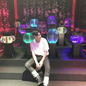 高级感男生气质唯美意境头像合集,温柔又有格调 男生头像 第4张 高级感男生气质唯美意境头像合集,温柔又有格调 男生头像 第4张