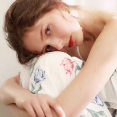 2026热门气质文艺女生头像|低饱和色调,文艺感直接拉满 女生头像 第3张 2026热门气质文艺女生头像|低饱和色调,文艺感直接拉满 女生头像 第3张