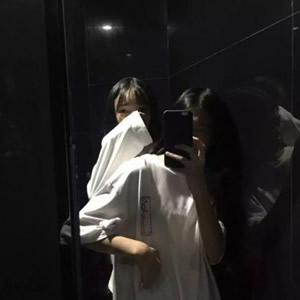 2026超酷闺蜜头像合集:个性潮流风,闺蜜组队必备! 友情头像 第8张 2026超酷闺蜜头像合集:个性潮流风,闺蜜组队必备! 友情头像 第8张