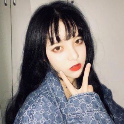 2026热门网图女生头像:伤感冷酷款,告别烂大街 女生头像 第8张 2026热门网图女生头像:伤感冷酷款,告别烂大街 女生头像 第8张