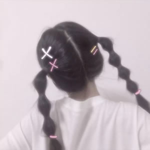 四人闺蜜四张头像配对精选|小众高级感 四闺蜜同步使用超合拍 友情头像 第6张 四人闺蜜四张头像配对精选|小众高级感 四闺蜜同步使用超合拍 友情头像 第6张
