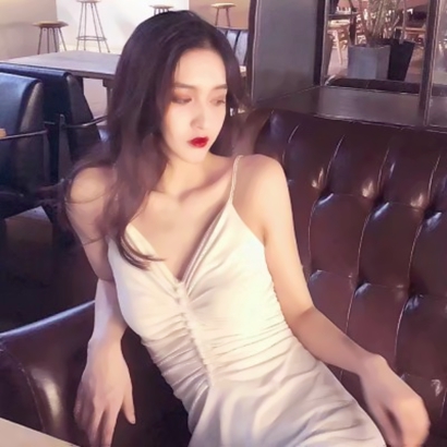 狠狠心动!高冷成熟御姐风性感头像来袭 女生头像 第1张 狠狠心动!高冷成熟御姐风性感头像来袭 女生头像 第1张
