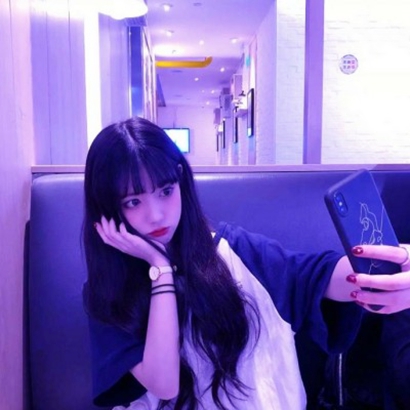 女生QQ头像紫色系：霸气拽酷风，气场拉满超吸睛 女生头像 第5张